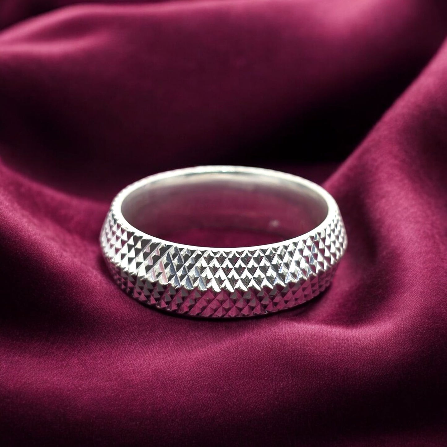 Pyramid Cut Dome Band for Ladies