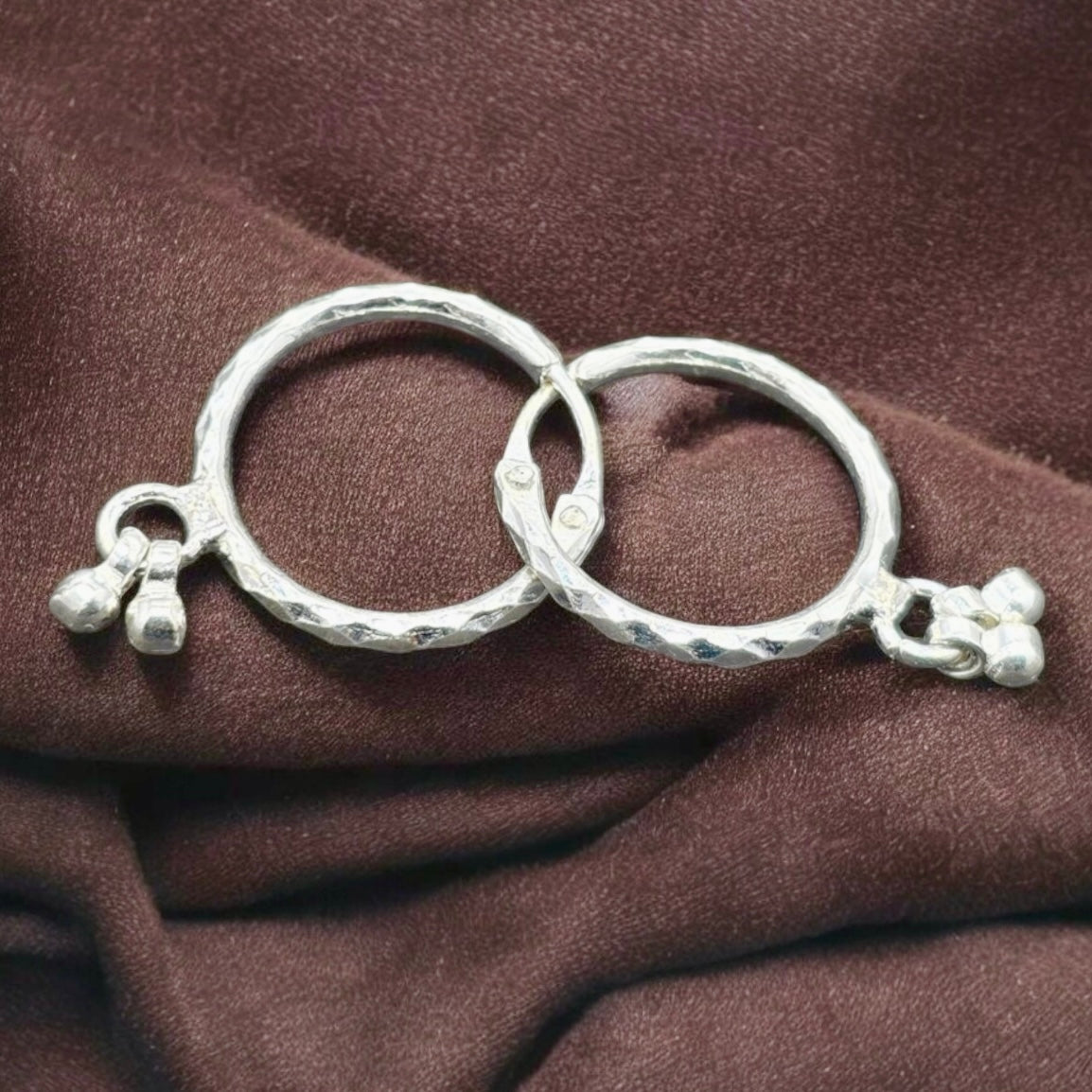 Silver Round Earrings – Timeless Elegance in Every Curve