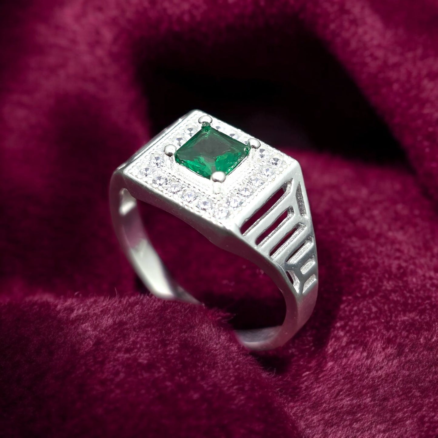 Royal Crest Gents Ring