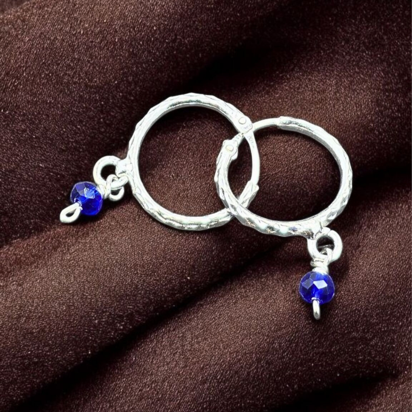 Silver Round Earrings – Timeless Elegance in Every Curve
