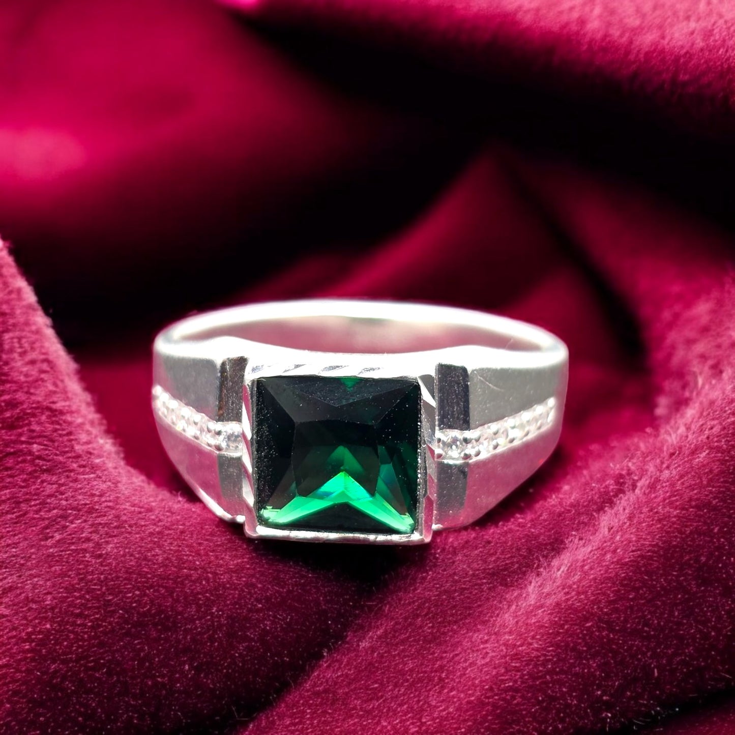Emerald Emperor Gents Ring