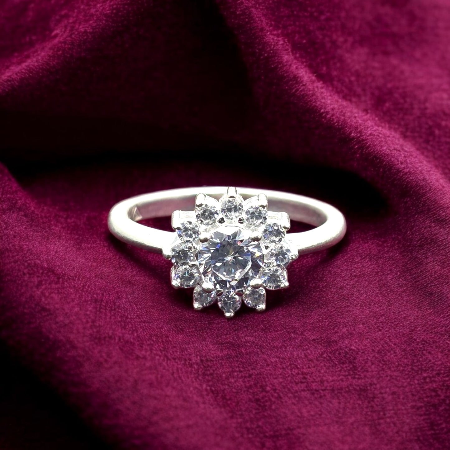 Classic Halo Solitaire  Ladies  Ring