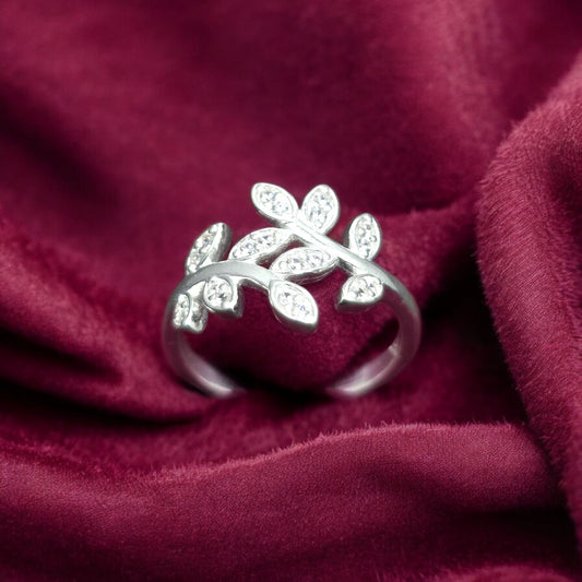 Twin Vine Leaf  Ladies  Ring