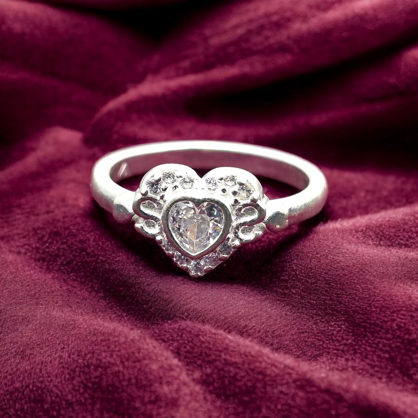 Classic Diamond Heart Halo Ladies Ring