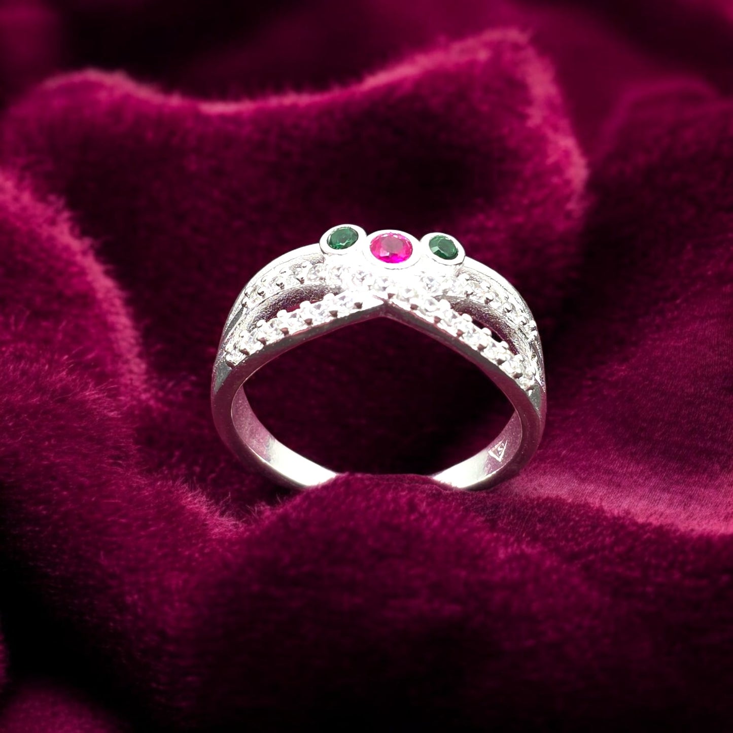 Classic Infinity Ladies Ring
