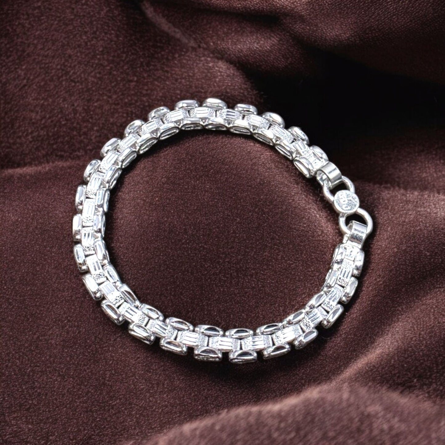 Bold Barrel Link Silver Bracelet