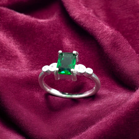 Emerald Square Ladies Ring