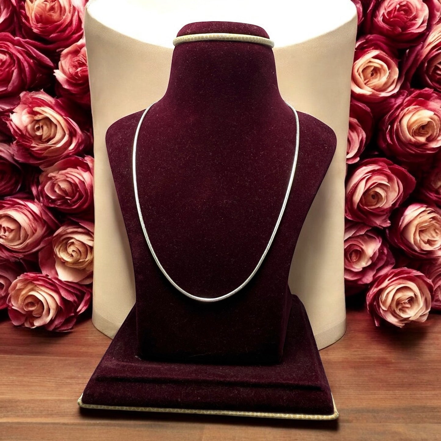 Sleek Silver Snake Chain for Men  20 Inches