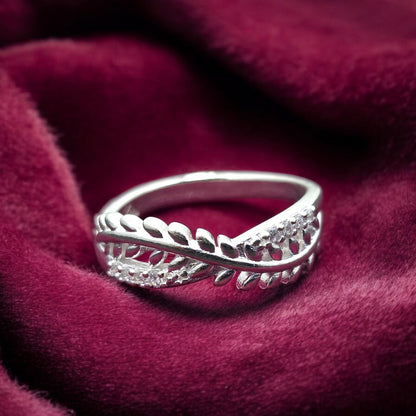 Leaf Twist  Ladies Ring