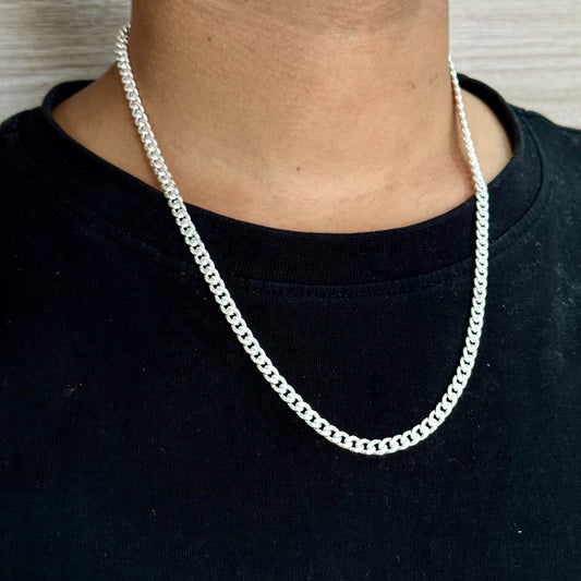 Men’s silver Cuban link chain 20 Inches
